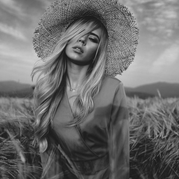 Photographer Nikolay Mokhnachev // Makeup and hair Elena Li